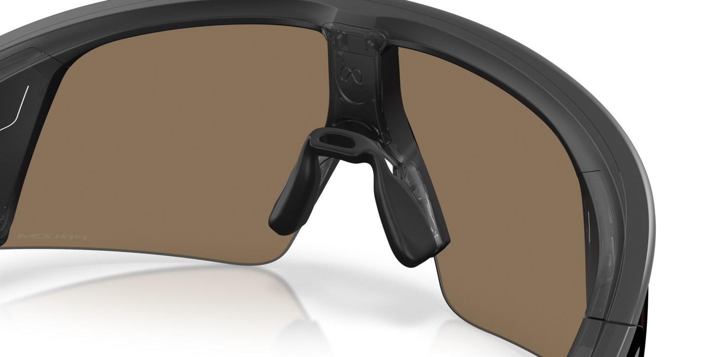 Oakley Vanguard Meta AI Glasses