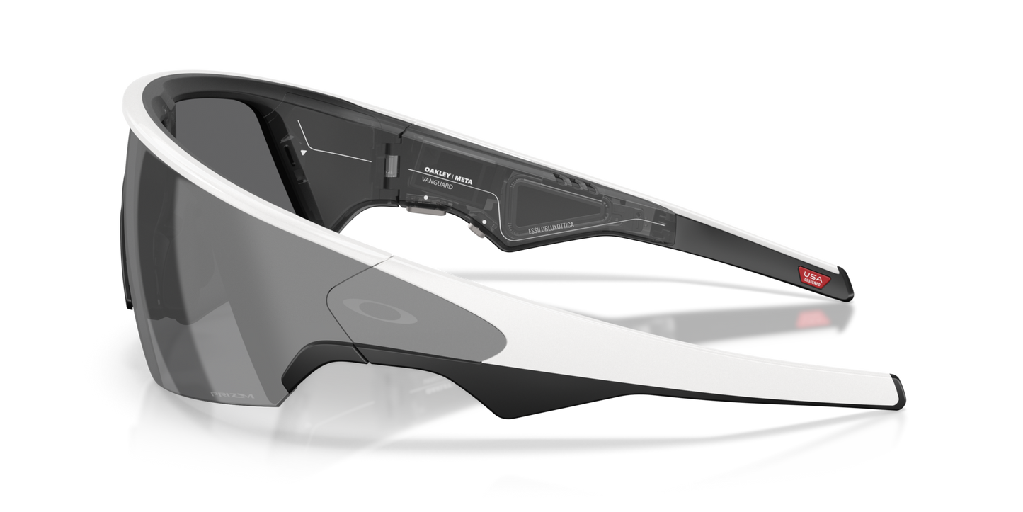 Oakley Vanguard Meta AI Glasses