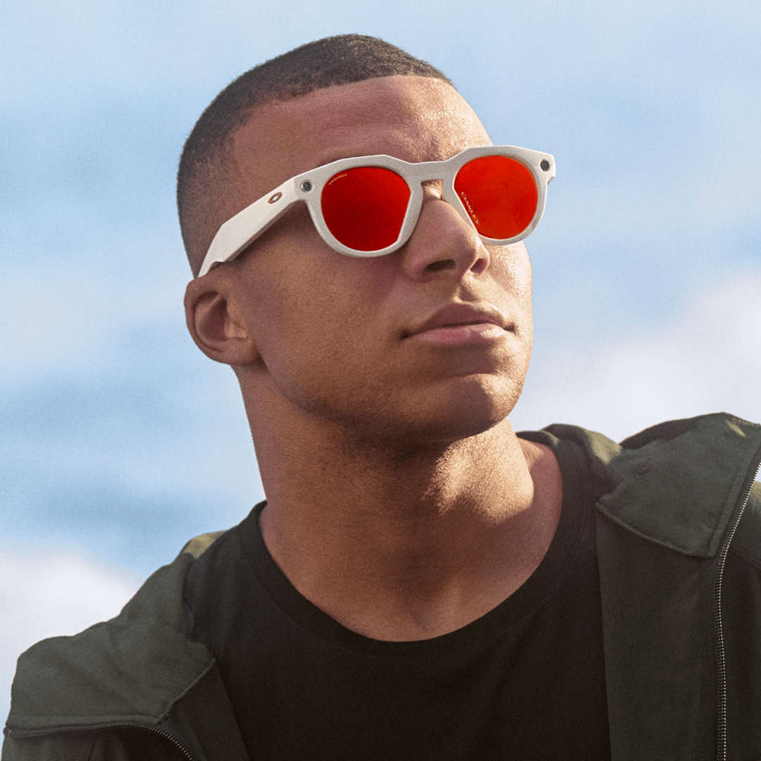 Oakley HSTN Meta AI Glasses