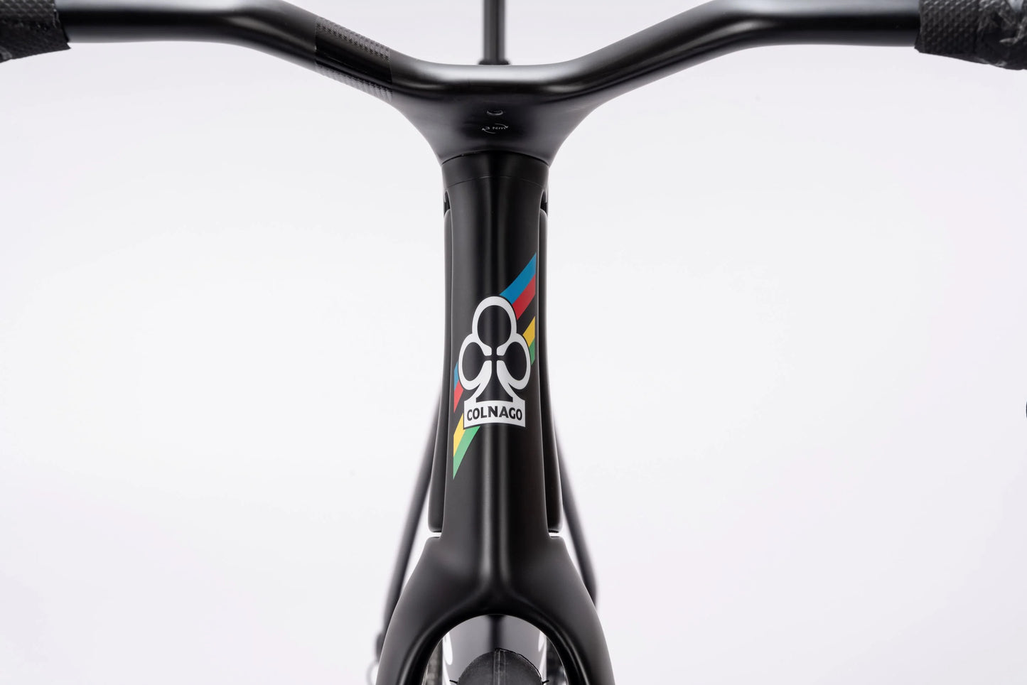 Colnago Y1Rs Dura Ace Di2 SES 4.5 Wheels Road Bike - Black World Champion