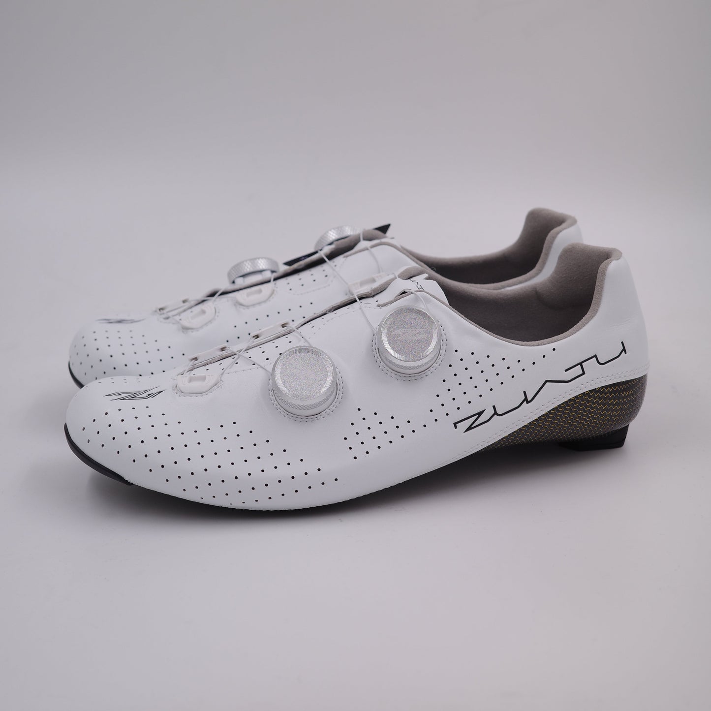 Zuatu Z001 PRO - White/White - Silver Dial - Cycling Shoe