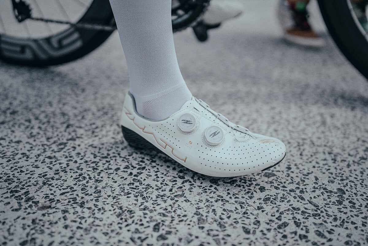 Zuatu Z001 PRO - White Cycling Shoe